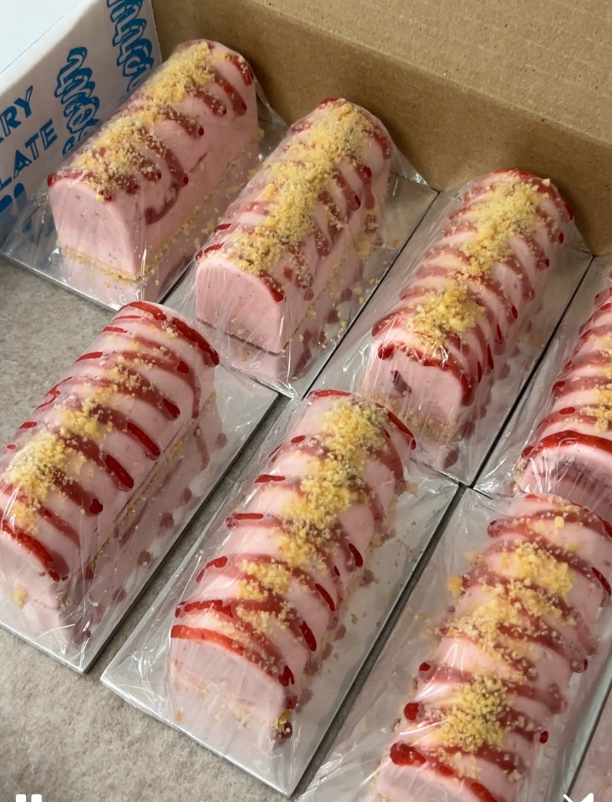 Strawberry Shortcake - Mini Log